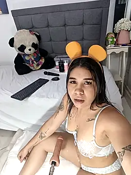 KIannaNicole online show from 09.19.25