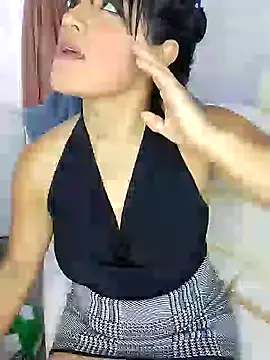 zhayra rose online show from 01.12.25