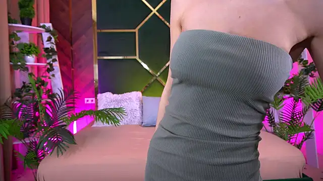 LittleeCutee online show from 02.08.26