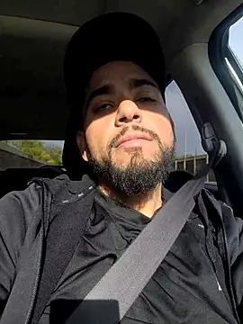 Snapshot of ositomanzo chatting on 11.05.25 ositomanzo online show from 11.05.25