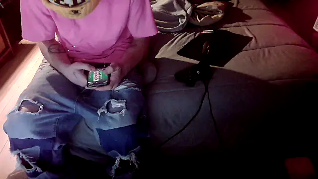 Snapshot of xxxTony999 chatting on 11.12.25 xxxTony999 online show from 11.12.25