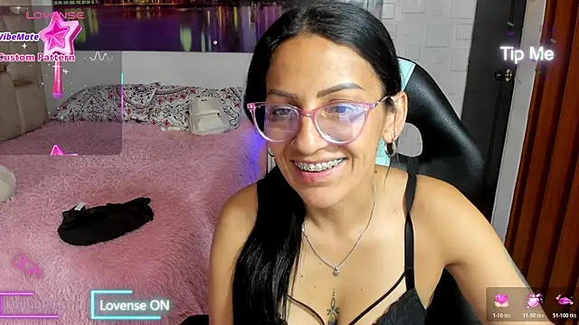 alma blue online show from 04.08.26