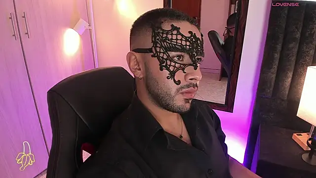 ItsMeEros online show from 10.17.25