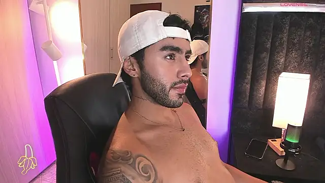 ItsMeEros online show from 03.05.26