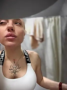 pinkstar  online show from 10.31.25