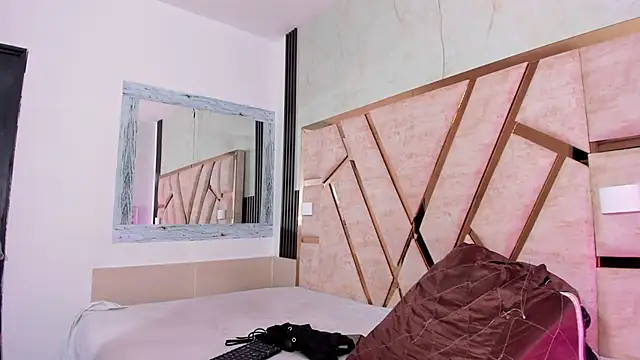 Snapshot of anny_run69 chatting on 10.03.25 anny run69 online show from 10.03.25