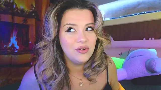 Malika uAngel online show from 01.03.25