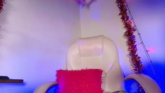 naomi kyse online show from 12.23.24
