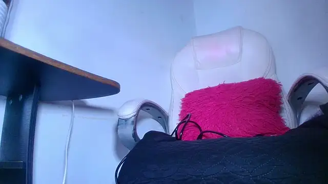 naomi kyse online show from 01.11.25