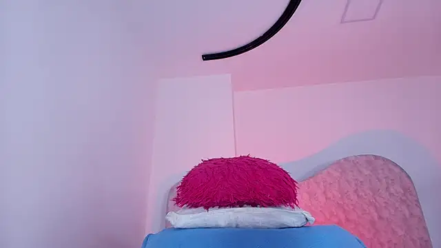 naomi kyse online show from 07.09.26