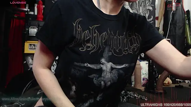 Silentmary online show from 12.14.24