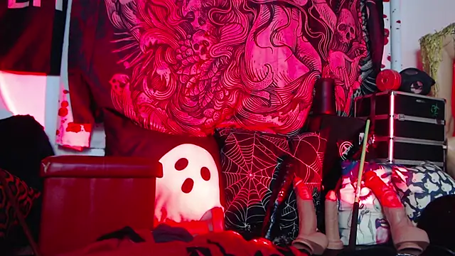 Silentmary online show from 04.12.26