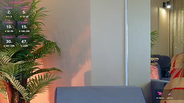 Snapshot of Avril_Cyrus chatting on 10.22.25 Avril Cyrus online show from 10.22.25