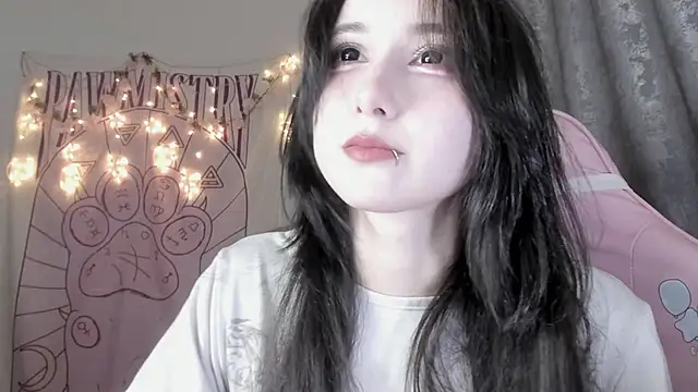 Holy420lolii online show from 09.29.25