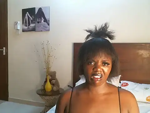 Snapshot of pay_tience chatting on 12.02.24 pay tience online show from 12.02.24