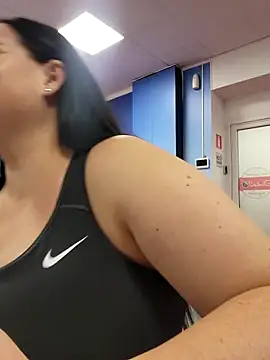 GeorgiaLerox online show from 10.26.25