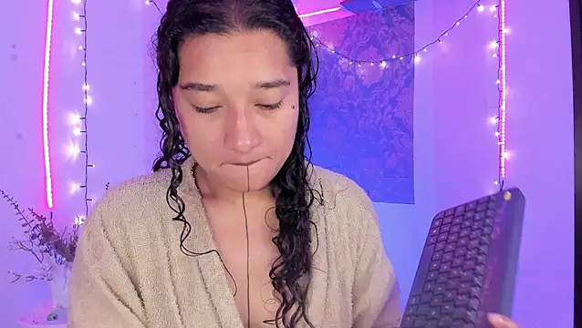 Snapshot of Eva_Lee_ chatting on 06.14.26 Eva Lee online show from 06.14.26