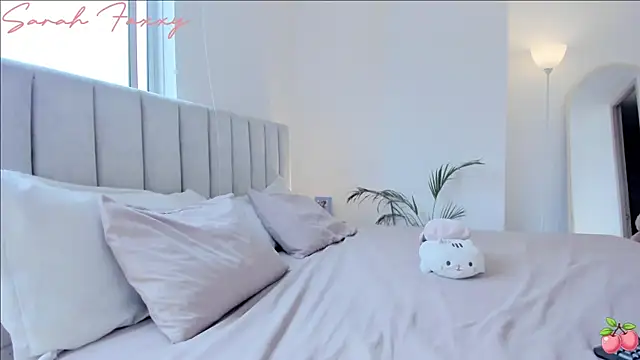 Snapshot of Foxxy222_ chatting on 11.20.25 Foxxy222 online show from 11.20.25