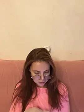 lovebellagrey online show from 12.22.25