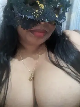 Snapshot of chubby_wife chatting on 05.03.26 chubby wife online show from 05.03.26