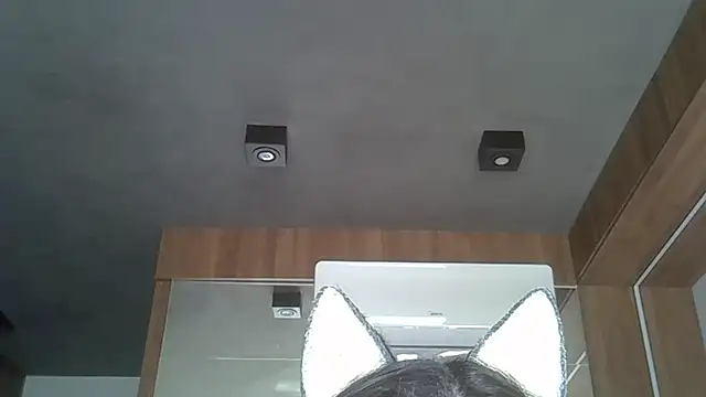 Skinny-Kitten online show from 10.26.25