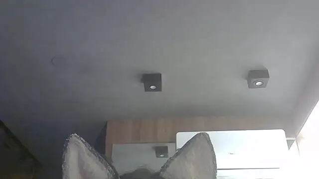 Skinny-Kitten online show from 11.24.25