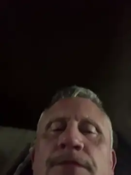 prekumstud online show from 04.10.26