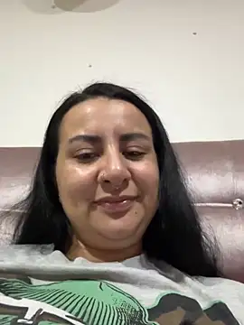 Abril Luv online show from 02.18.26