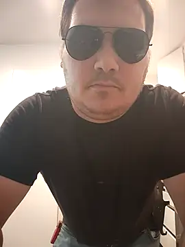 Snapshot of valhallacouple420 chatting on 04.02.26 valhallacouple420 online show from 04.02.26