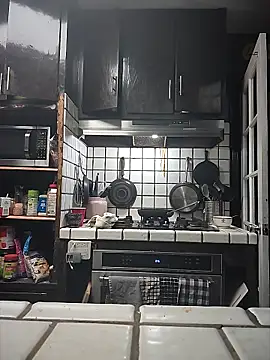 Snapshot of valhallacouple420 chatting on 04.10.26 valhallacouple420 online show from 04.10.26