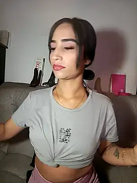 Snapshot of _nathaly_sweet chatting on 12.14.25 nathaly sweet online show from 12.14.25