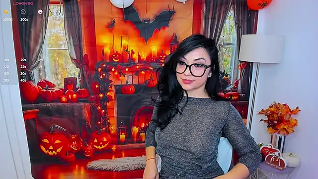 Christall StarXX online show from 10.21.25