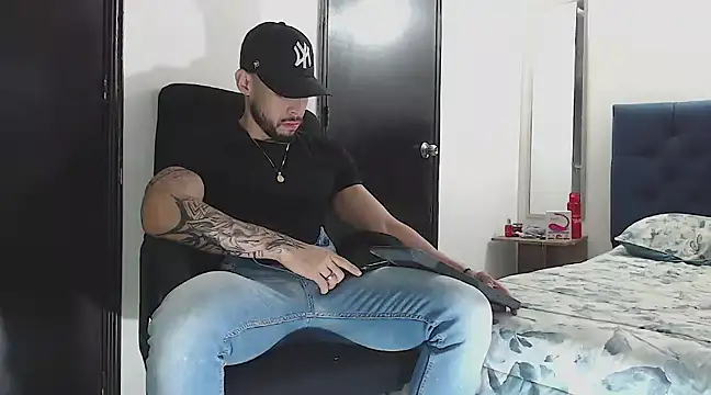 danielconor 26 online show from 12.27.24