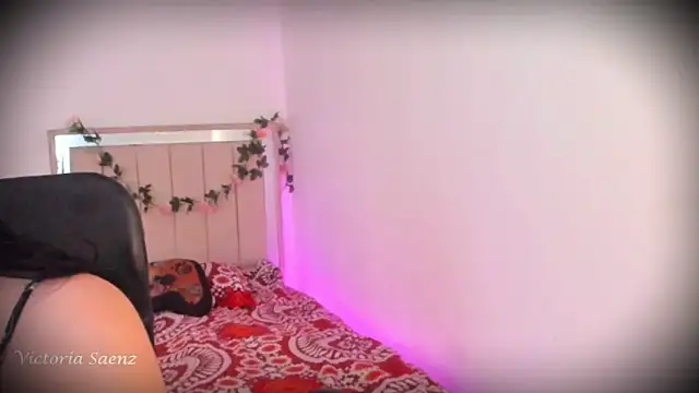 victoriaasaenz  online show from 02.07.26