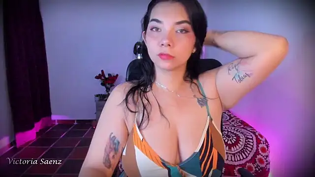 victoriaasaenz  online show from 04.24.26
