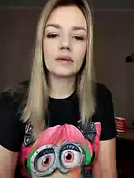 KrissSexi online show from 02.18.25