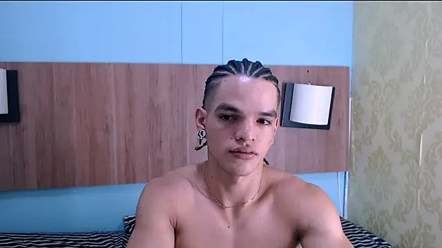 Snapshot of AlbertBernal69 chatting on 01.26.25 AlbertBernal69 online show from 01.26.25