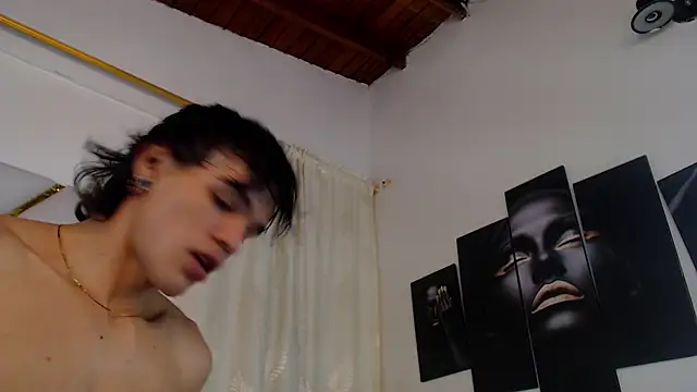 Snapshot of AlbertBernal69 chatting on 02.07.25 AlbertBernal69 online show from 02.07.25