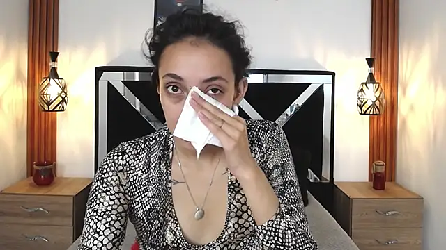 Snapshot of ORIANNA_BODMOD chatting on 12.14.25 ORIANNA BODMOD online show from 12.14.25