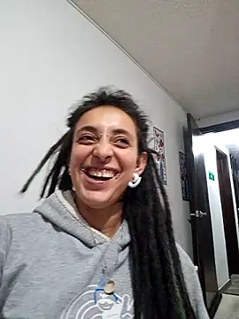 Snapshot of ORIANNA_BODMOD chatting on 12.20.25 ORIANNA BODMOD online show from 12.20.25