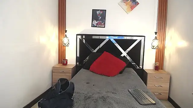 Snapshot of ORIANNA_BODMOD chatting on 01.10.26 ORIANNA BODMOD online show from 01.10.26