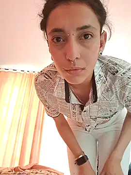 Snapshot of ORIANNA_BODMOD chatting on 01.11.26 ORIANNA BODMOD online show from 01.11.26