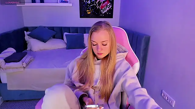 Barbie Lis online show from 01.18.26