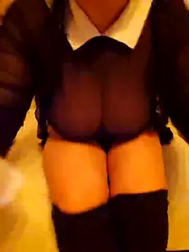 Snapshot of Fleursdes___iles-----29-- chatting on 01.25.25 Fleursdes iles-----29-- online show from 01.25.25