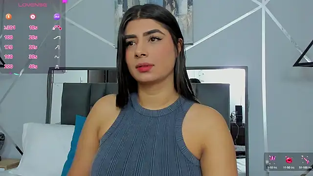 Snapshot of ZiaCalifa chatting on 01.13.25 ZiaCalifa online show from 01.13.25