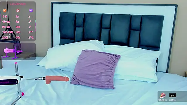 Snapshot of ZiaCalifa chatting on 09.14.25 ZiaCalifa online show from 09.14.25