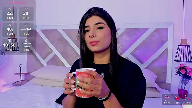 ZiaCalifa online show from 04.01.26