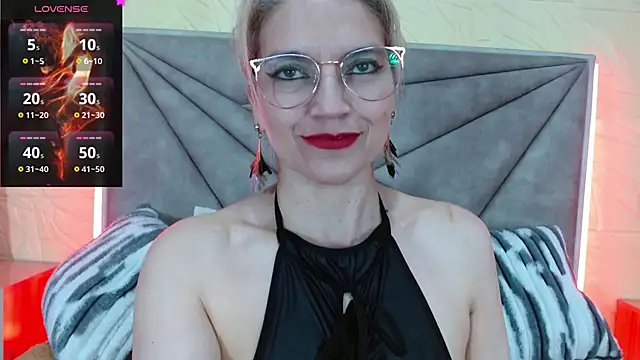 Esmeralda oikos online show from 06.03.26