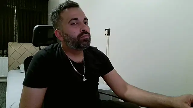 Snapshot of tgltplsr chatting on 05.16.26 tgltplsr online show from 05.16.26