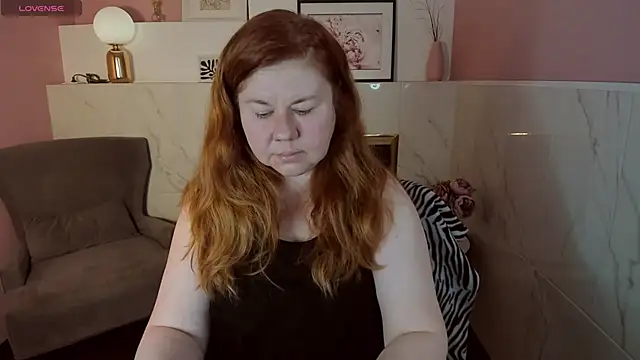 Snapshot of Mrs_Emilia chatting on 12.05.24 Mrs Emilia online show from 12.05.24